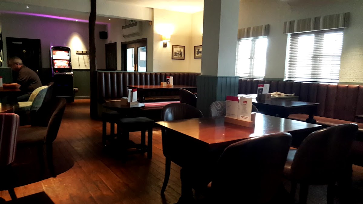 Thai Thai Restaurant-2