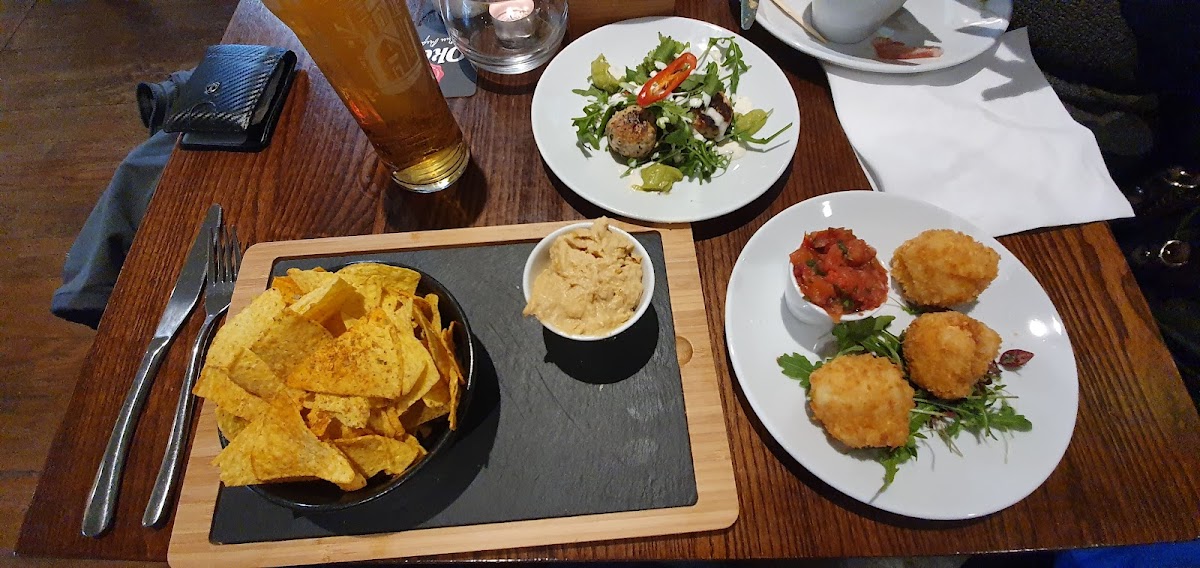 Thai Thai Restaurant-8